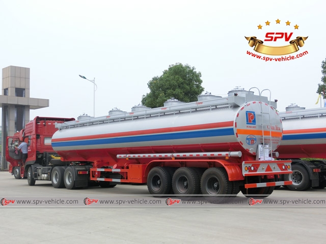 3 axles Oil Fuel Tank Trailers with capacity 42000 litres for Vietnam